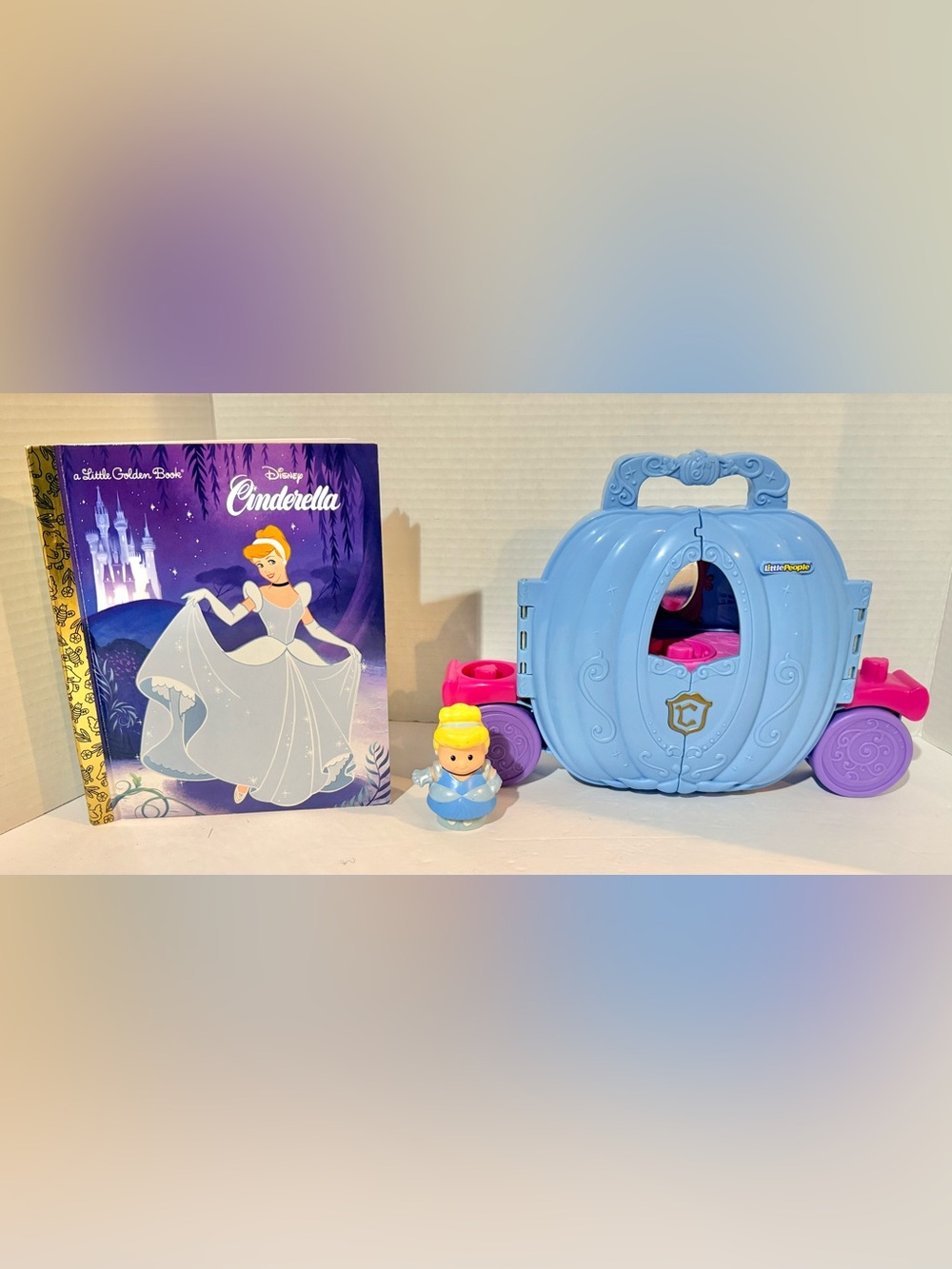 FP Little People Disney Cinderella Fold N Go Carriage & Book ⭐️EUC-READ⭐️